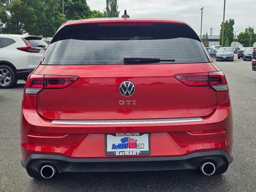 Kings Red Metallic 2025 Volkswagen Golf GTI 2.0T SE DSG