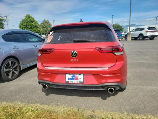 Kings Red Metallic 2025 Volkswagen Golf GTI 2.0T SE DSG