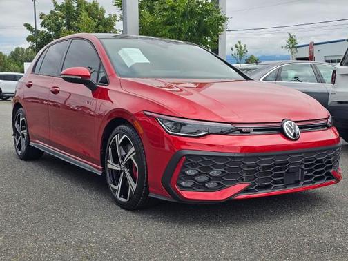 Kings Red Metallic 2025 Volkswagen Golf GTI 2.0T SE DSG
