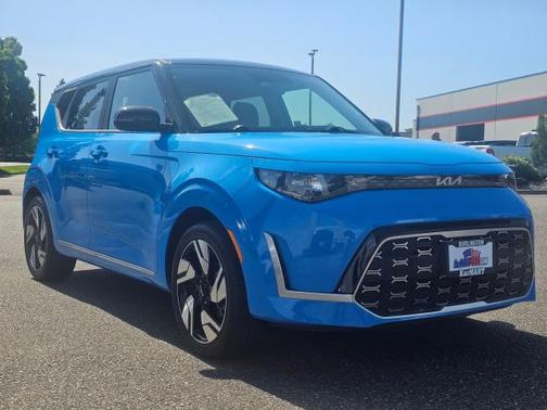 Surf Blue w/Black Roof 2024 Kia Soul GT-Line