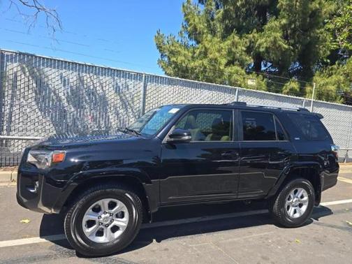 Midnight Black Metallic 2021 Toyota 4Runner SR5 Premium