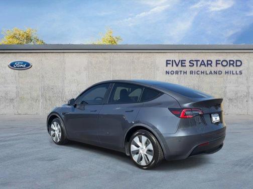 2021 Tesla Model Y Standard Range
