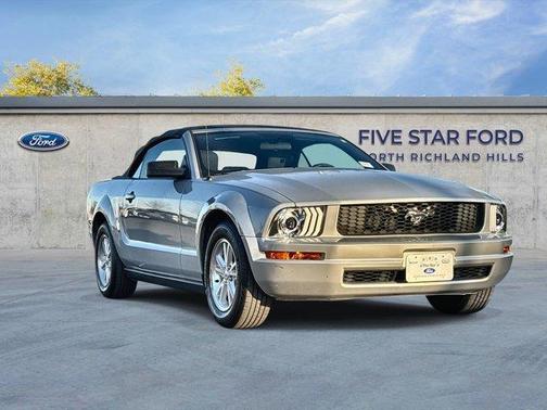 2007 Ford Mustang Deluxe