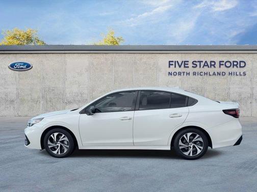 2023 Subaru Legacy 