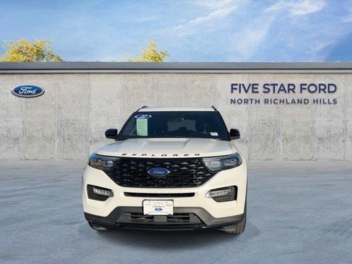 2022 Ford Explorer ST-Line