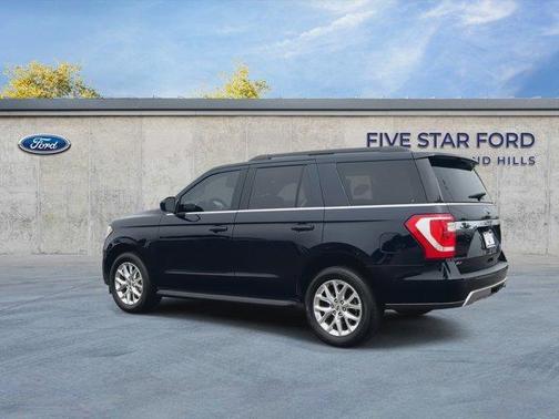 Blue Metallic 2021 Ford Expedition XLT