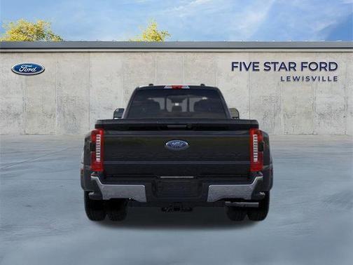 2026 Ford F-350 Lariat Super Duty