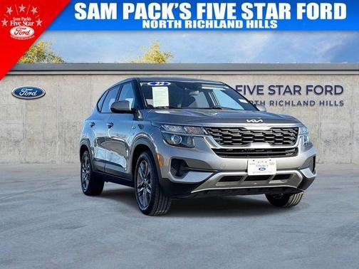 Steel Gray 2022 Kia Seltos LX SUV