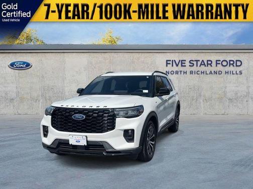 2025 Ford Explorer ST-Line