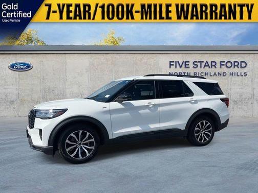 2025 Ford Explorer ST-Line