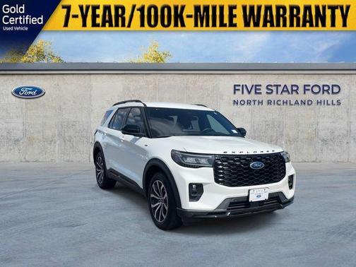 2025 Ford Explorer ST-Line