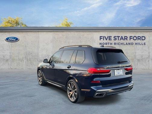 2020 BMW X7 M50i