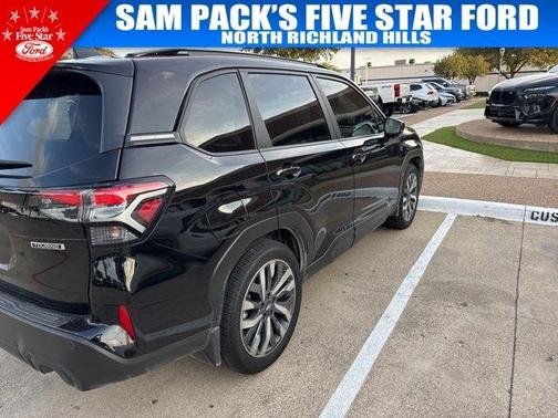 2025 Subaru Forester Touring