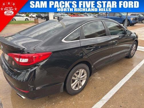 2017 Hyundai SONATA SE