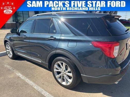 2022 Ford Explorer Platinum