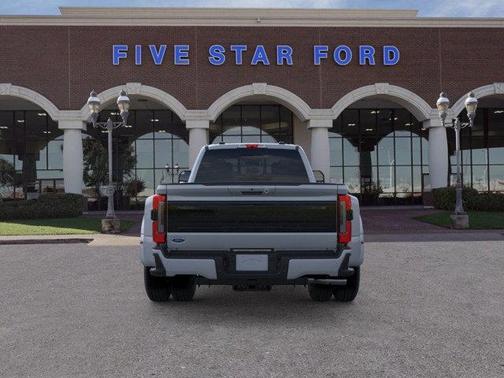 2026 Ford F-350 Platinum