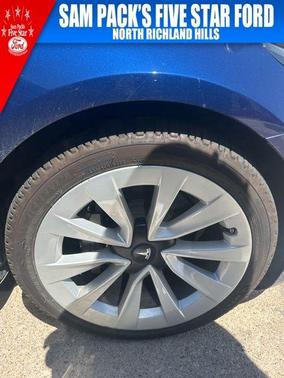 Deep Blue Metallic 2023 Tesla Model 3 Base