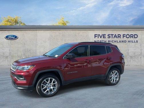 2022 Jeep Compass Latitude Lux