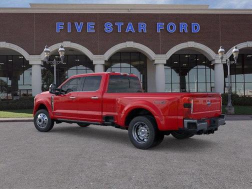 2025 Ford F-450 Lariat