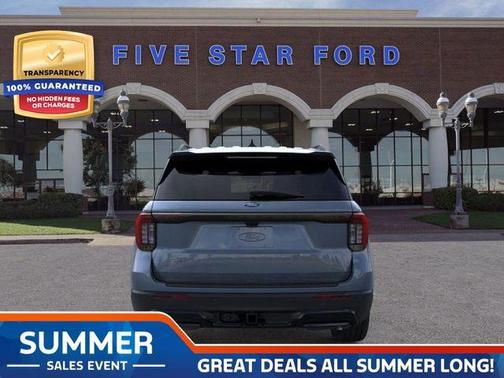 2025 Ford Explorer ST-Line