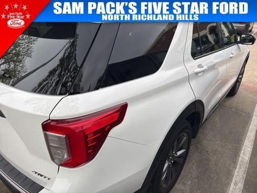 Star White 2024 Ford Explorer XLT