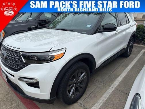 Star White 2024 Ford Explorer XLT