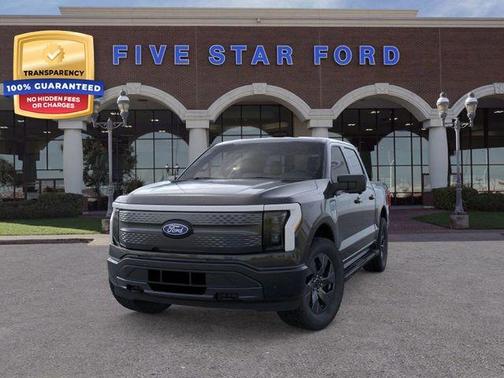2025 Ford F-150 Lightning Flash