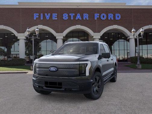 2025 Ford F-150 Lightning Flash