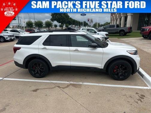White Metallic 2023 Ford Explorer ST