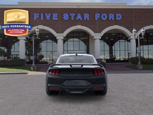 2025 Ford Mustang Dark Horse