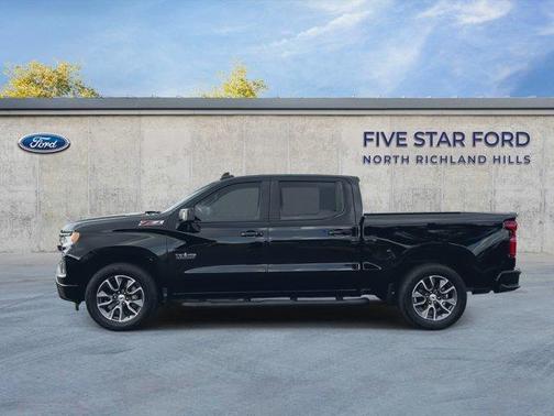 Black 2022 Chevrolet Silverado 1500 RST