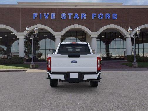 2025 Ford F-250 XL