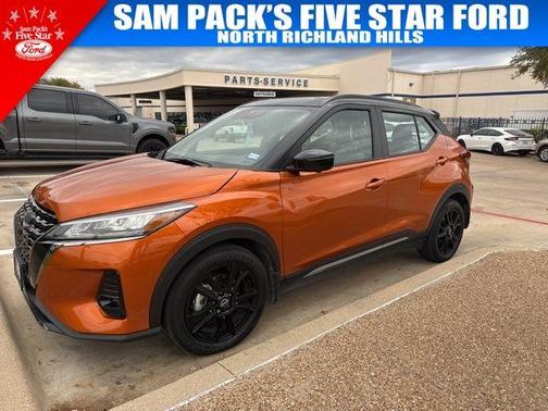 2023 Nissan Kicks SR