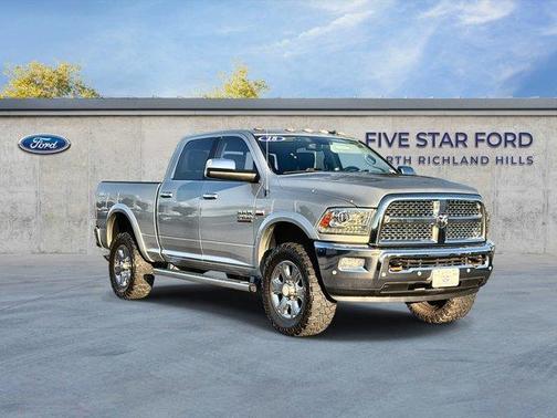 Bright Silver Clearcoat Metallic 2018 RAM 2500 Laramie