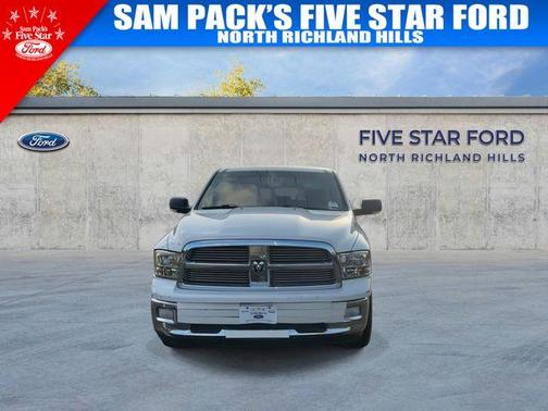 Bright White Clearcoat 2012 RAM 1500 SLT