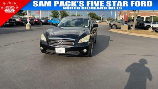 2011 INFINITI M37x Base