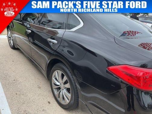 2011 INFINITI M37x Base