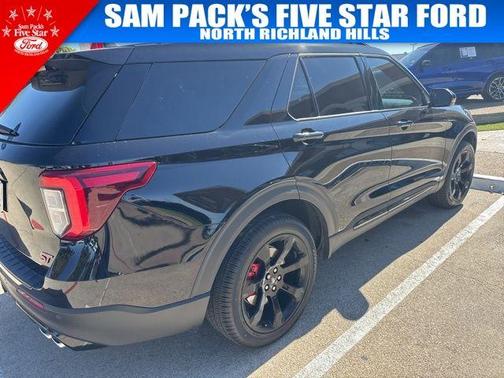 2023 Ford Explorer ST