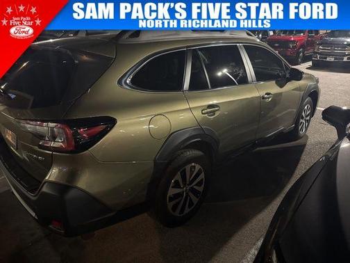 2025 Subaru Outback Premium