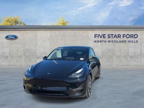 2025 Tesla Model Y Performance