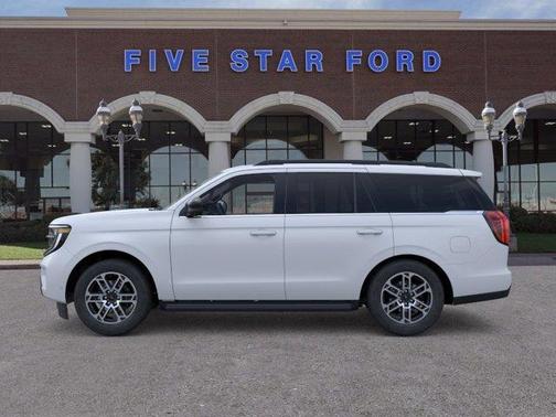 Space Silver 2026 Ford Expedition Active