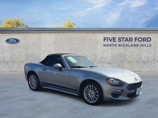 2017 FIAT 124 Spider Classica