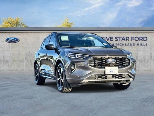 2023 Ford Escape ST-Line Elite