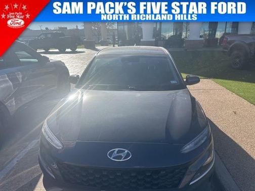 2022 Hyundai KONA SE