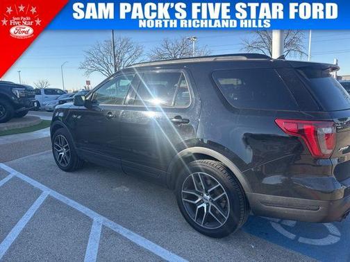 2018 Ford Explorer sport