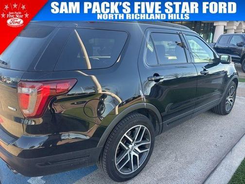 2018 Ford Explorer sport