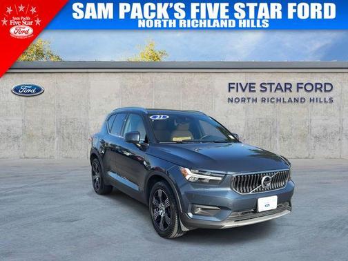 2021 Volvo XC40 T4 Inscription