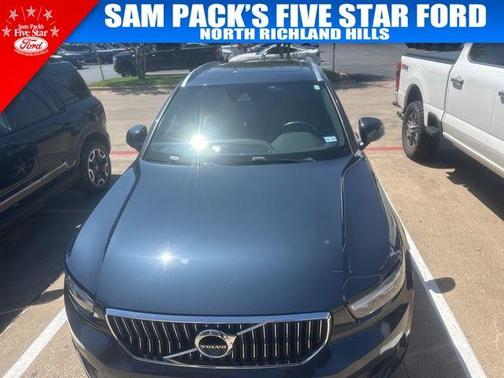 2021 Volvo XC40 T4 Inscription