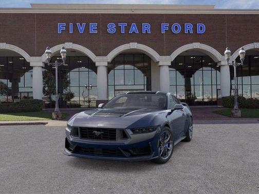 2025 Ford Mustang Dark Horse