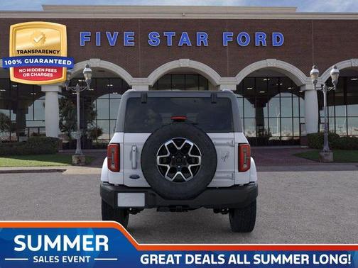 2025 Ford Bronco Outer Banks